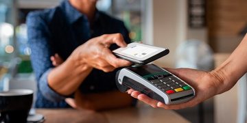Pagamentos por aproximação: o que você precisa saber pagamento-por-aproximacao-800x450